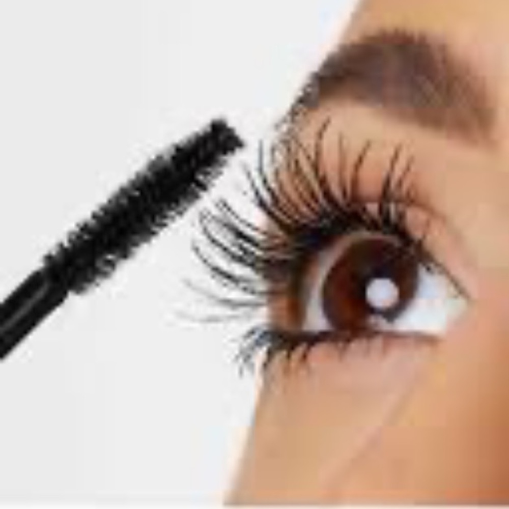 LAVAA NO CHILL Lengthening & Volumizing Mascara In Black